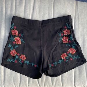 Altar'd State Black Shorts with Floral Embroidery cute mod cottagecore New large